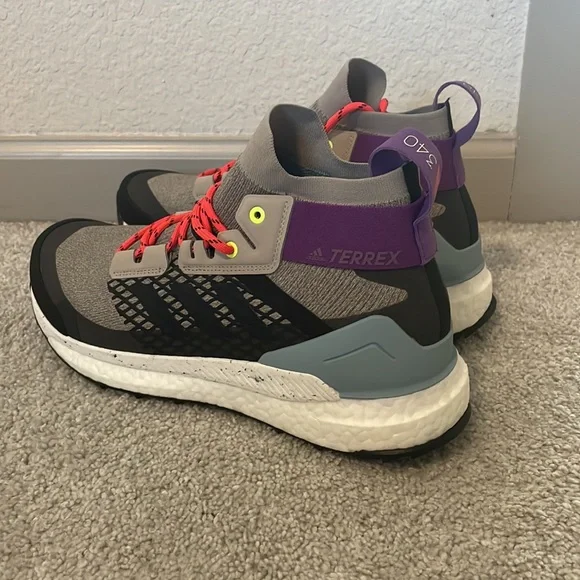 Adidas women’s Terrex Free Hiker outdoor shoes - Picture 3 of 4